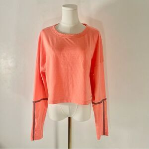Under Armour Orange w Gray Piping Crop Top Shirt Women’s Size L